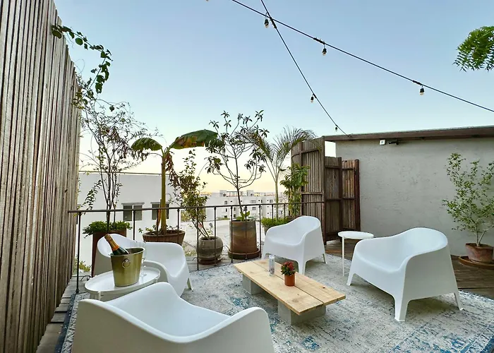 A Unique Cabo Oasis At The Oliver *
