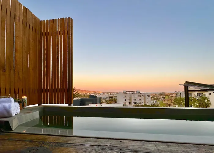 A Unique Cabo Oasis At The Oliver